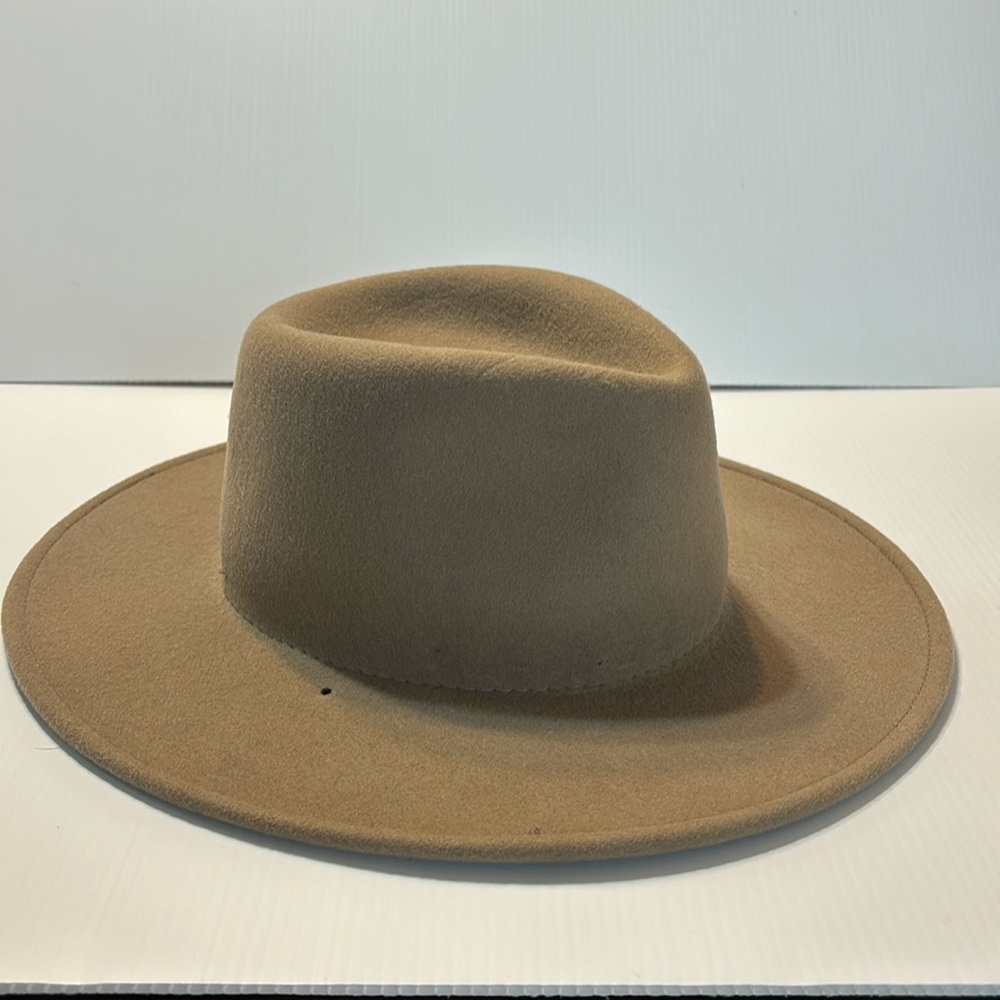 Stetson crushable  Santa Fe hat size medium ( missing hat band and draw string